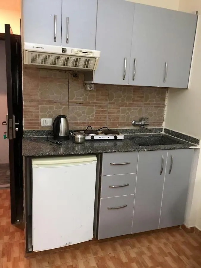 Weekend Furnished Apartments Beirut 2*,